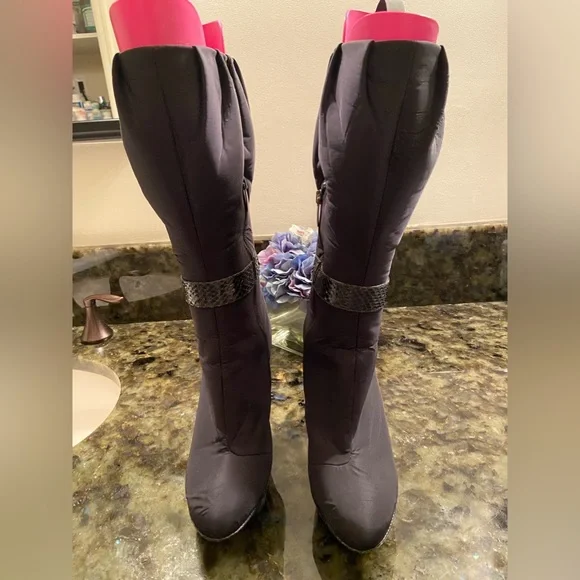 Sergio Rossi Nylon Water Resistant Boots EUC - Picture 2 of 8